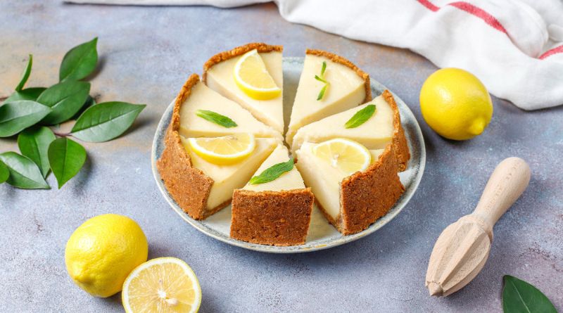 7 Quick Hacks For The Ultimate Lemon Pound Cake Bliss