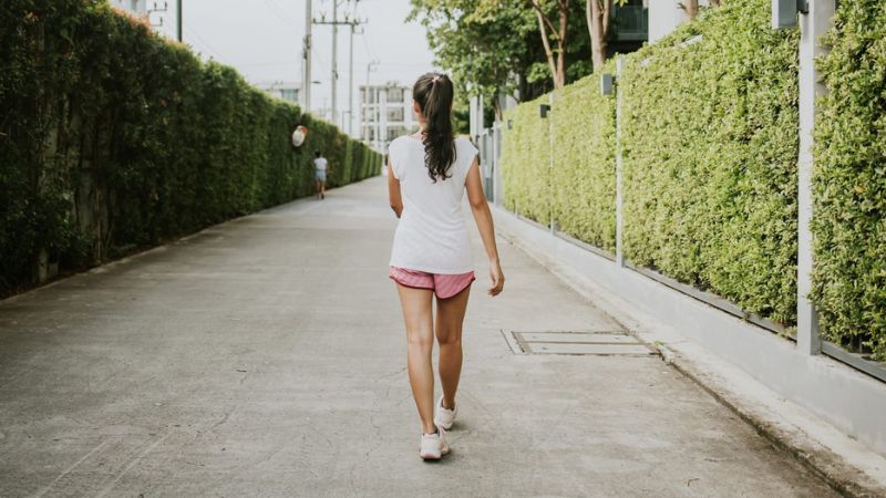 Expert Tips to Walk Your Way to Weight Loss